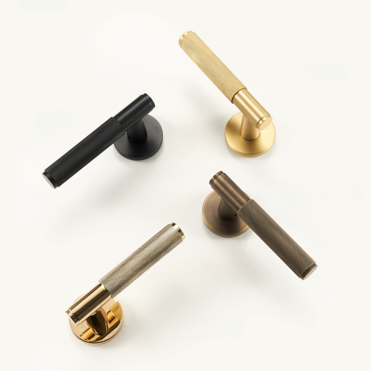 The Laurent — Knurled Handle
