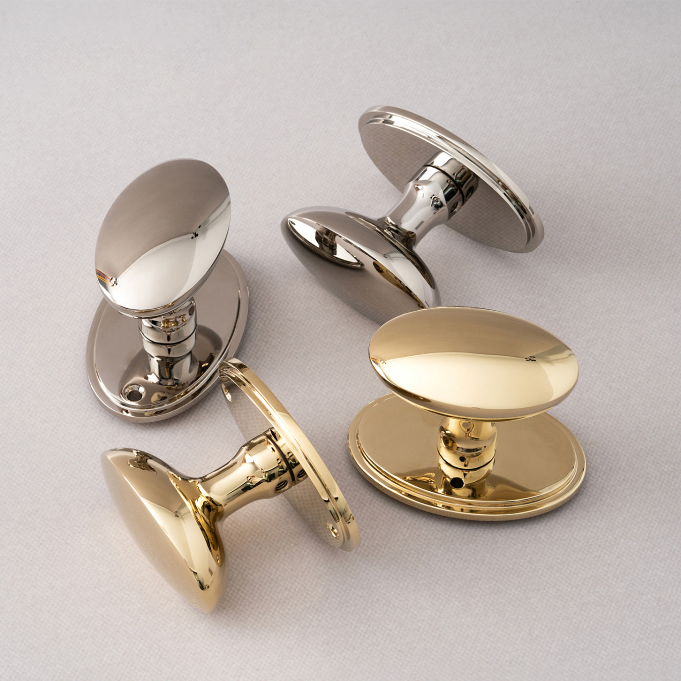 The Savoy – Smooth Knob