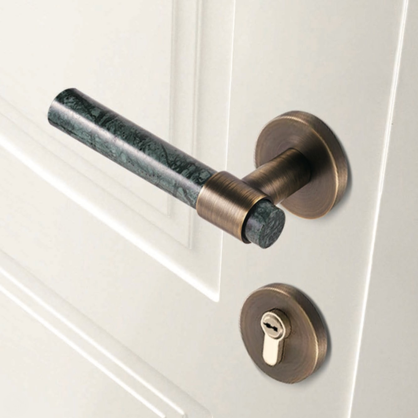 The Como — Marble Bar Handle
