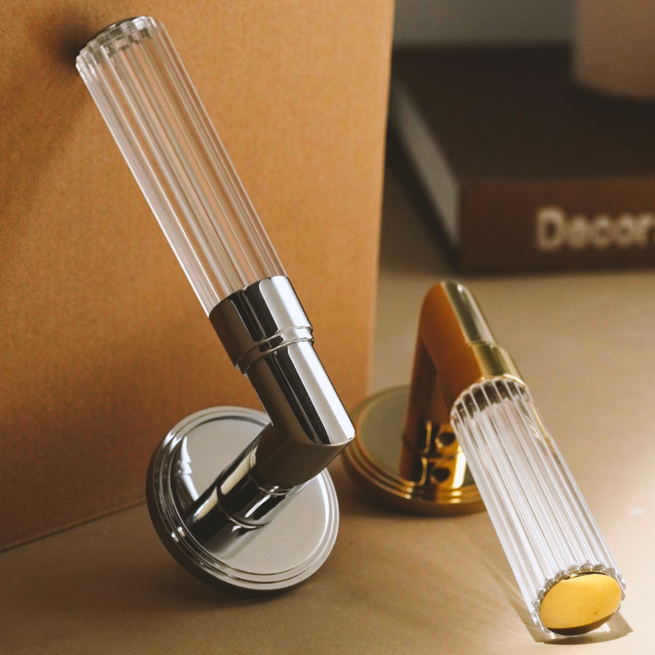 The Versailles — Fluted Acrylic Handle