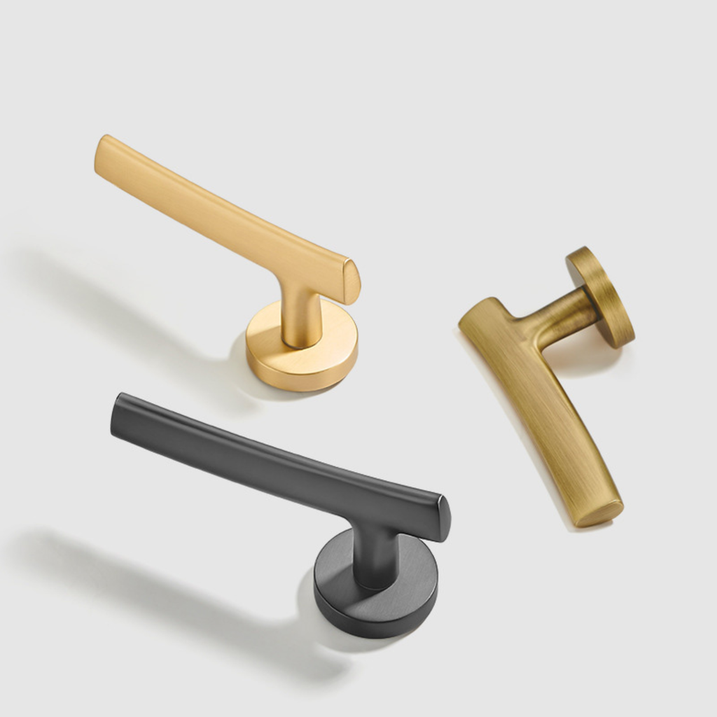 The Langley — Smooth Solid Brass Handle Set