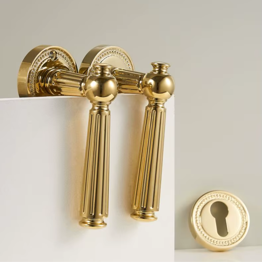 The Firenze — Fluted Handle