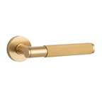 The Laurent — Knurled Handle