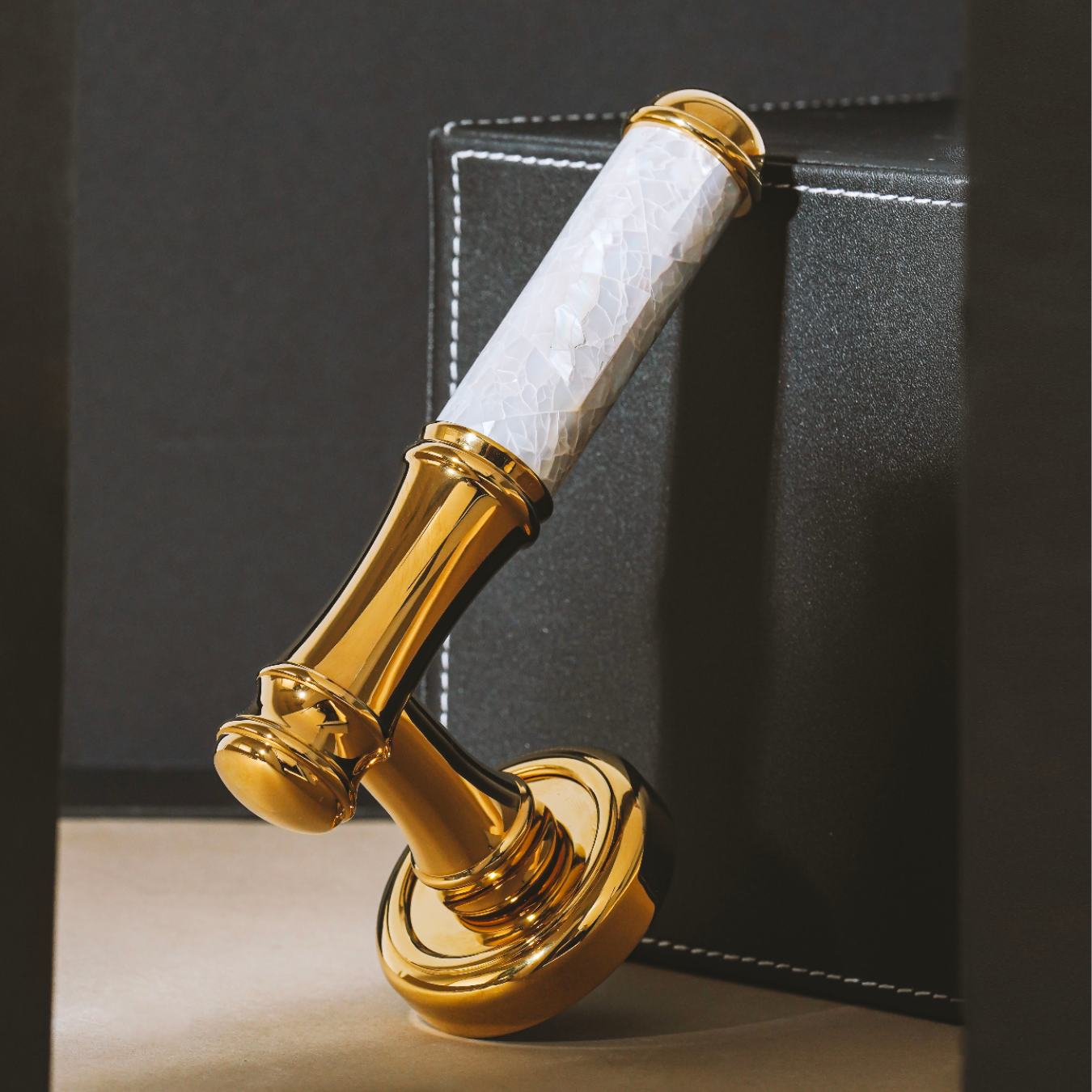 The Étoile — Malachite Handle