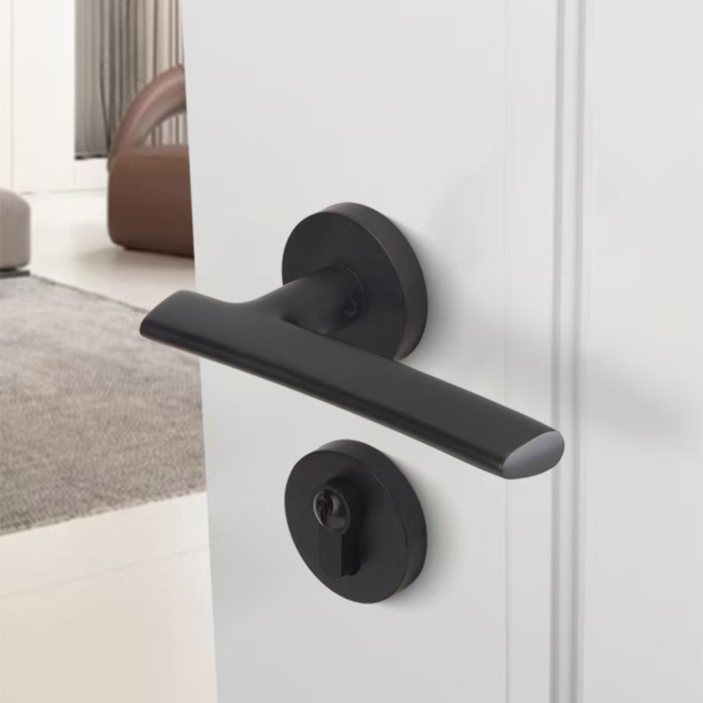The Langley — Smooth Solid Brass Handle Set