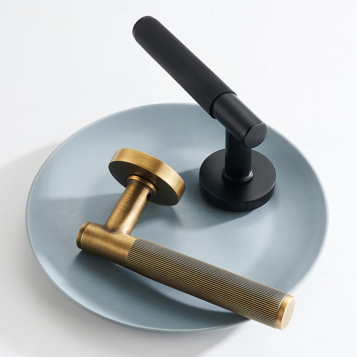 The Alcott Studio — Reeded Handle