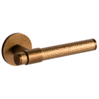The Ferrara — Hammered Handle