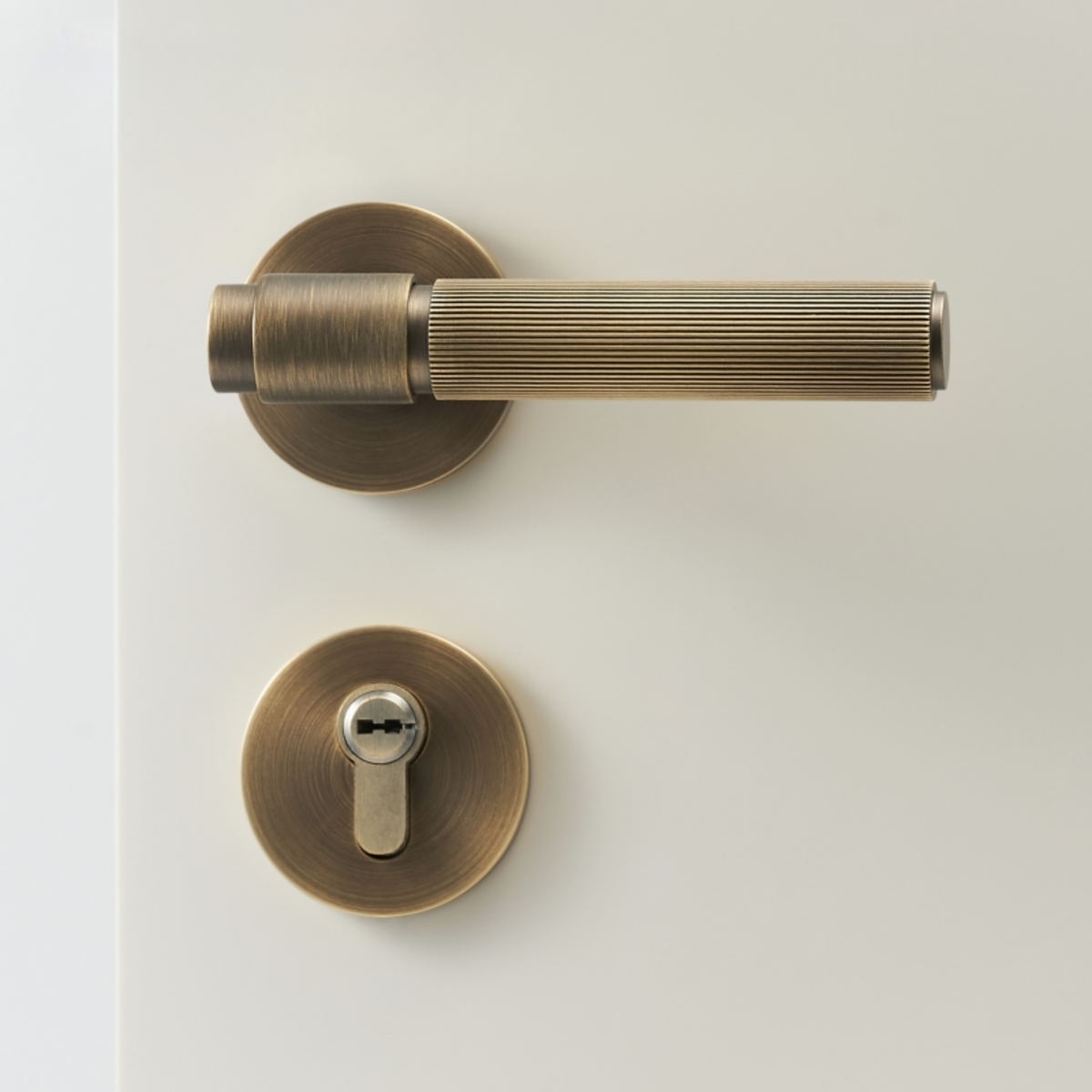 The Marbella — Reeded Solid Brass Handle Set
