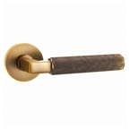 The Marlowe Studio — Knurled Handle