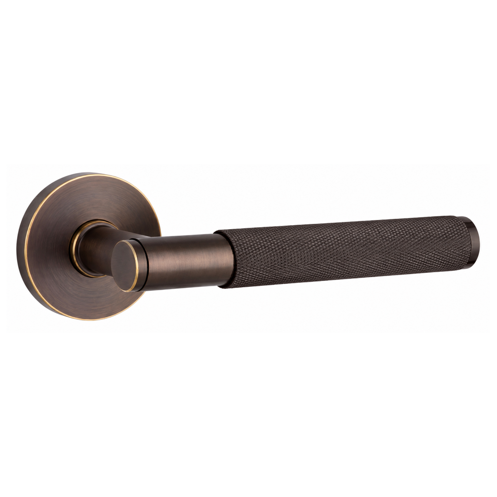 The Laurent Studio — Knurled Handle Set