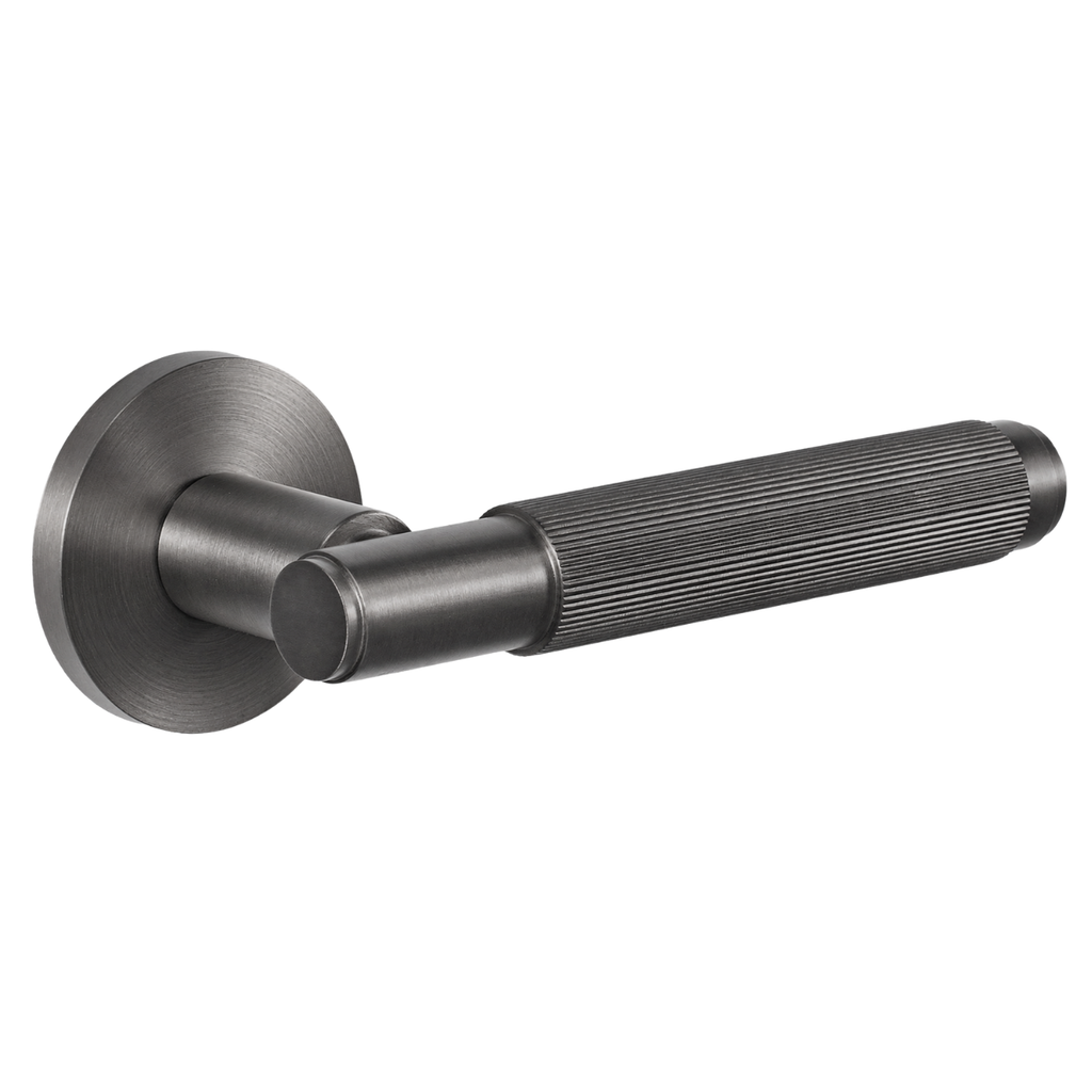 The Alcott — Reeded Handle