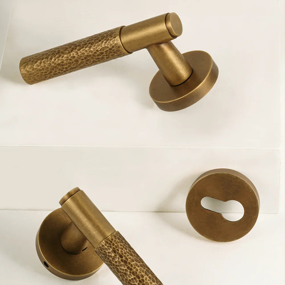 The Siena – Hammered Handle