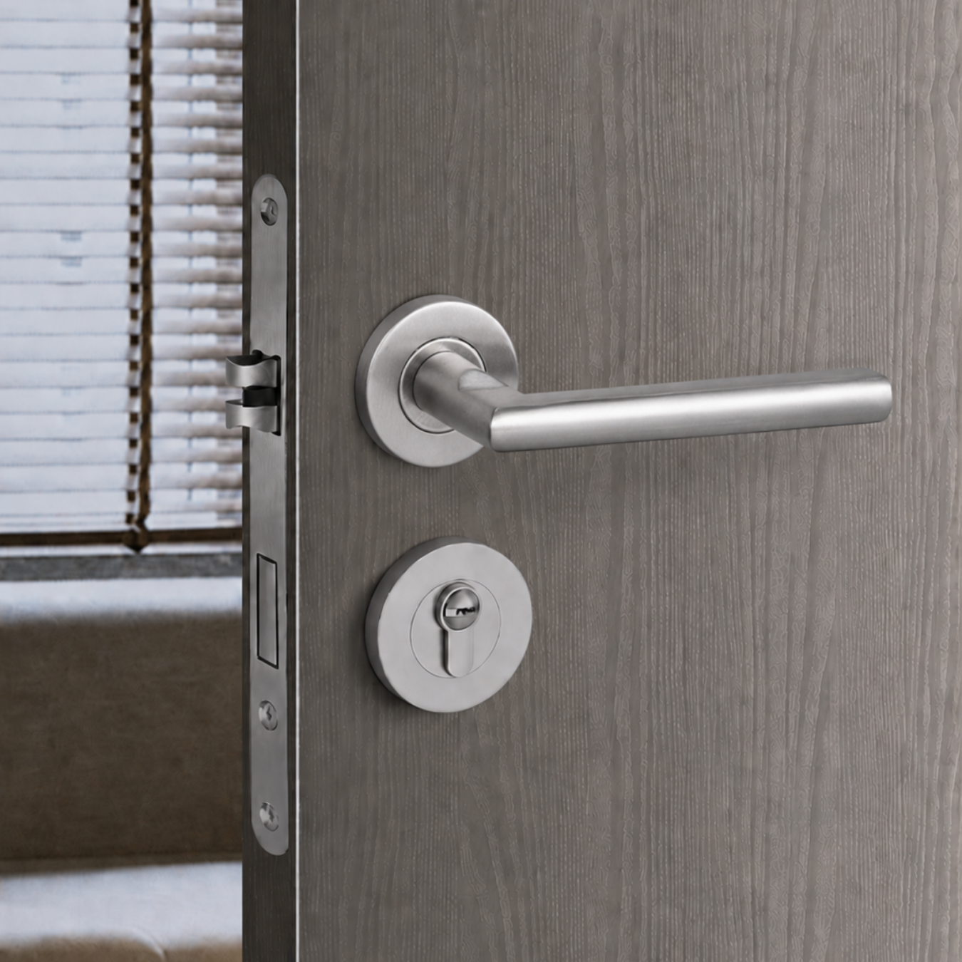 The Coburg – Smooth Handle