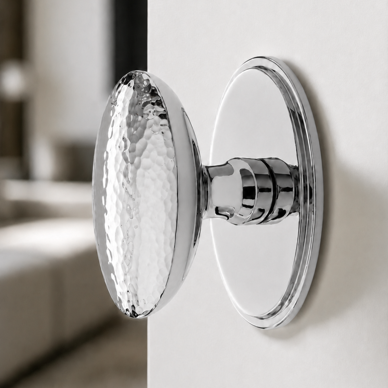 The Savoy – Hammered Knob